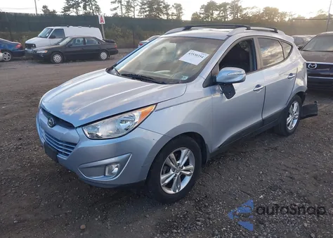 2013 Hyundai Tucson Gls z USA, uszkodzony, nr VIN KM8JU3AC5DU686341